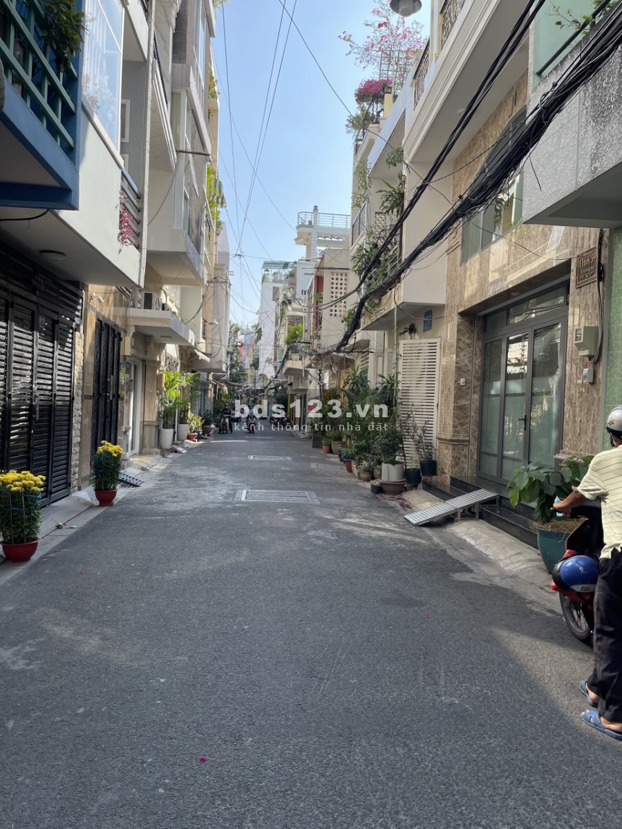 Nhà bán Quận Phú nhuận Chính chủ , dt : 46m2