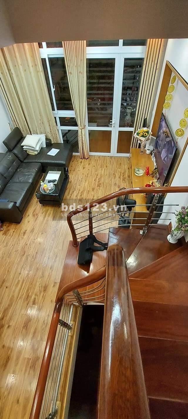 Bán gấp nhà tại chợ Xa La 5 tầng 50m2 mặt tiền 4,2m giá chỉ 7,75 tỷ
