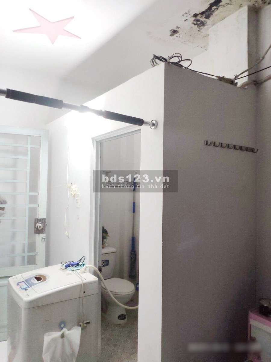 Nhà (2lầu/SHHC) gần mặt tiền đường Ba Đình P8 Q8