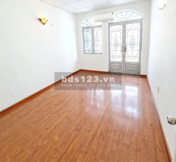 Bán nhà HXH Phạm Văn Chiêu,P.14,GV 36m2 2 tầng ở ngay 3.1 tỷ TL