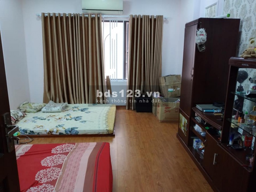 Bán Nhà Phố Ngô Quyền, Hà Đông, 45m², 3T, MT3.8m, giá 3 tỷ 2 Lh 0902083139