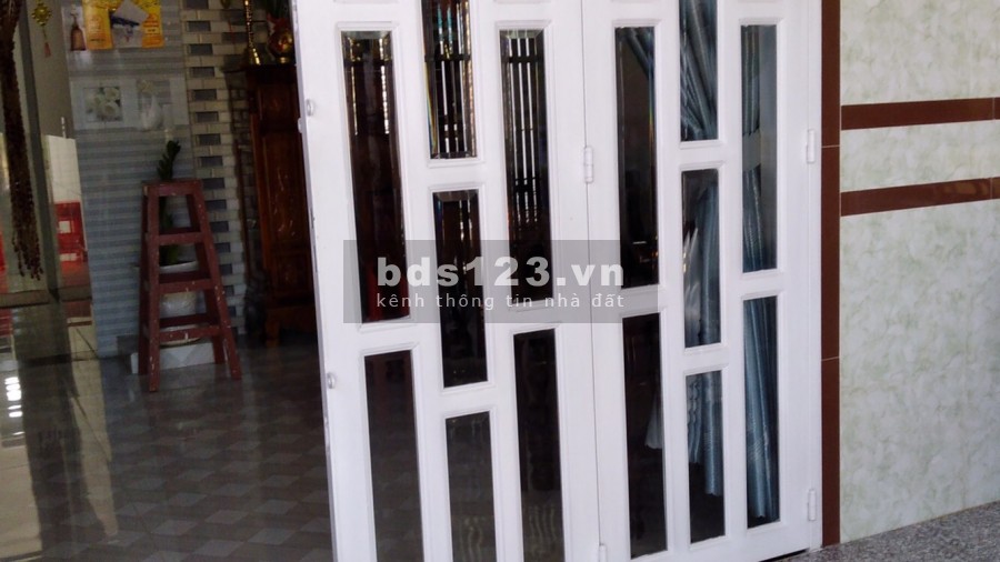 Cần bán gấp nhà Thị Trấn Long Hải