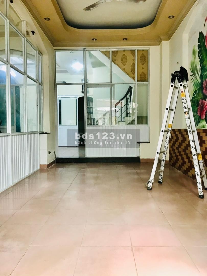 Cho thuê mặt bằng gần trường, 6x17, 3 gian, p13, tân bình, giá 14 triệu, 0938.764.277