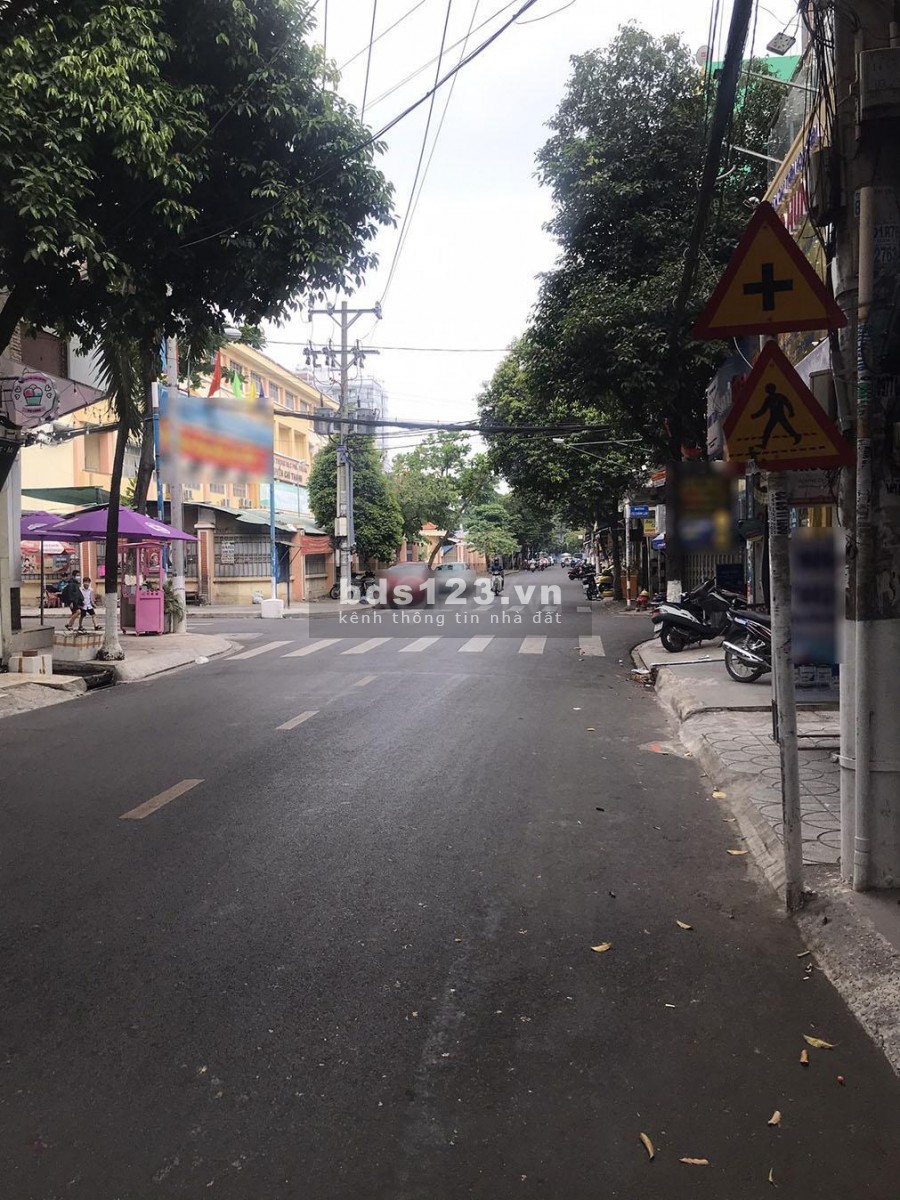 Cho thuê mặt bằng gần trường, 6x17, 3 gian, p13, tân bình, giá 14 triệu, 0938.764.277