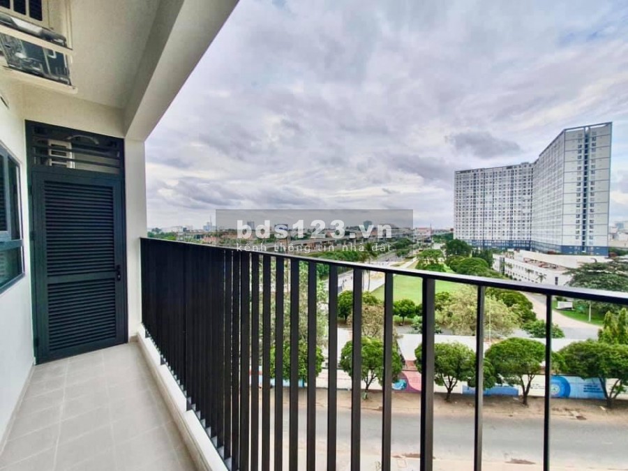 Cần nhượng căn hộ Centum Wealth 3 phòng ngủ view hồ bơi - 0949 821 801