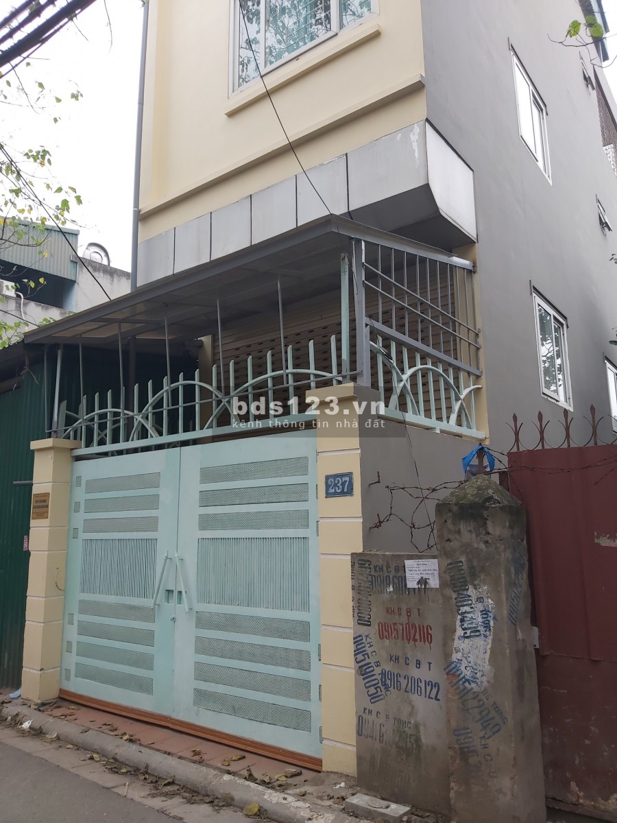 Bán nhà Ngõ Thịnh Quang, Đống Đa. Xây 5 tầng 35m2, Nhỉnh 3 tỷ