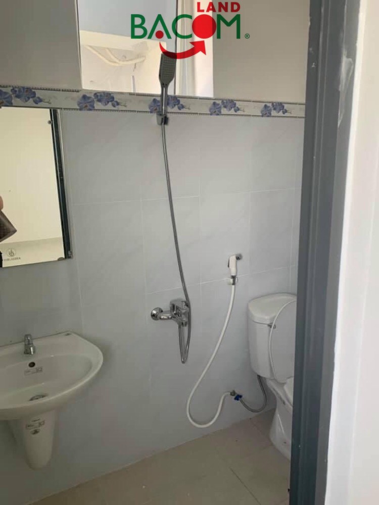 Cần bán gấp căn hộ Cường Thuận idico 62m2 căn Thương mại luôn
