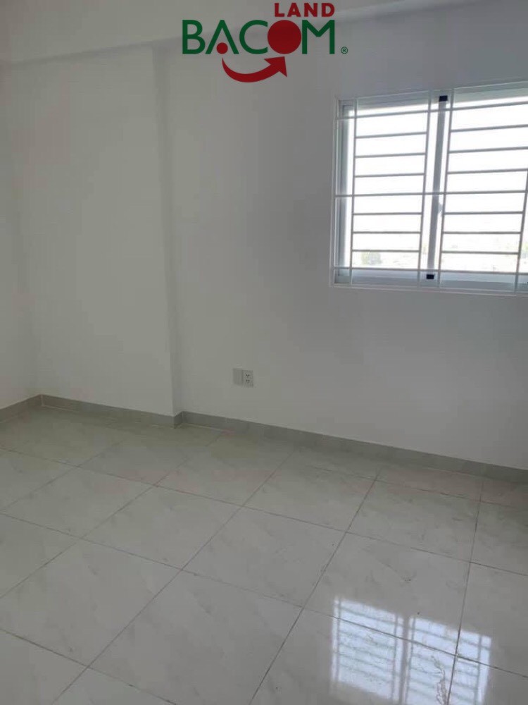 Cần bán gấp căn hộ Cường Thuận idico 62m2 căn Thương mại luôn