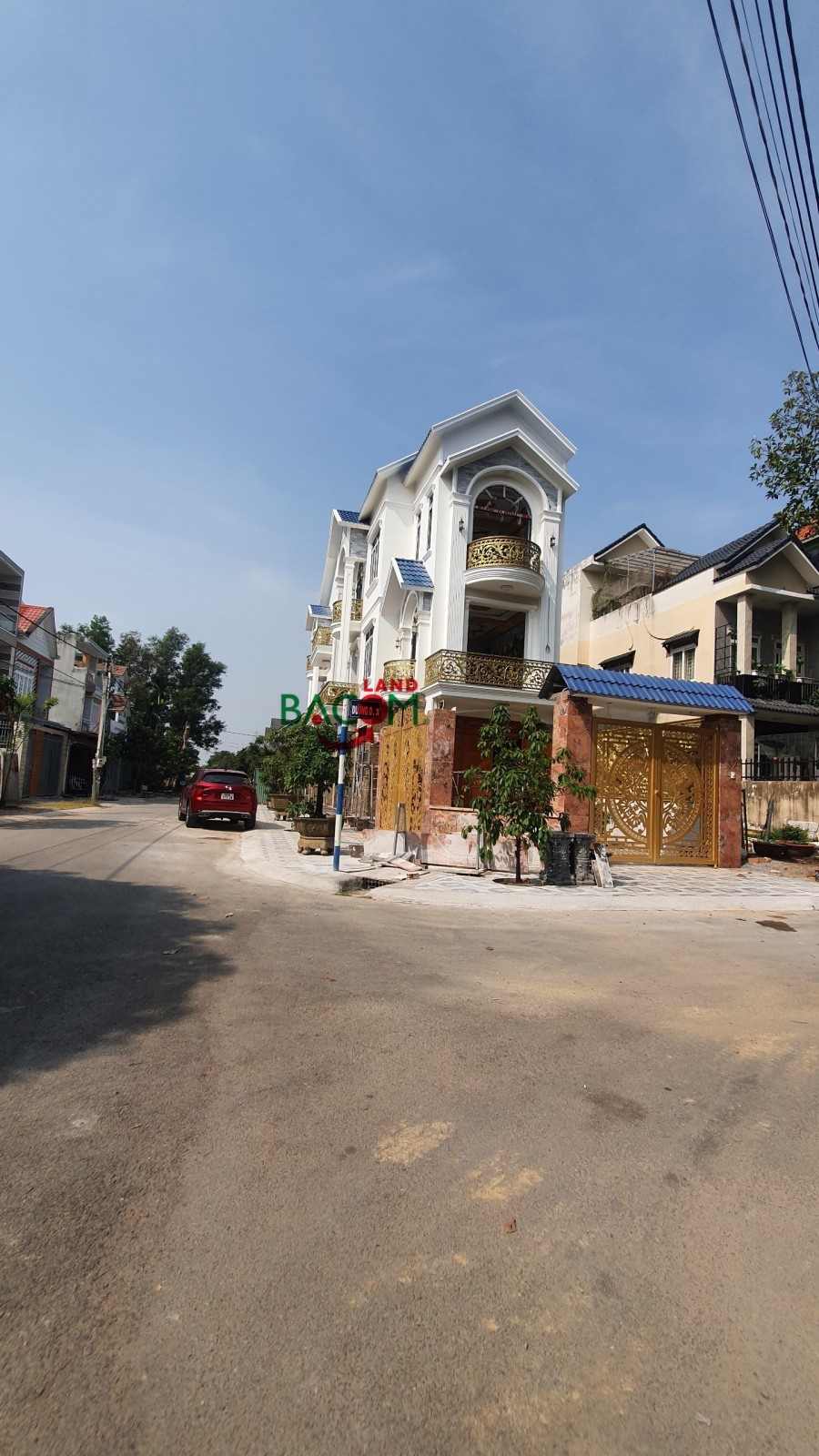 BÁN Biệt Thự Biên Hòa Siêu Đẹp 1 Trệt 2 Lầu 2 Mặt Tiền.