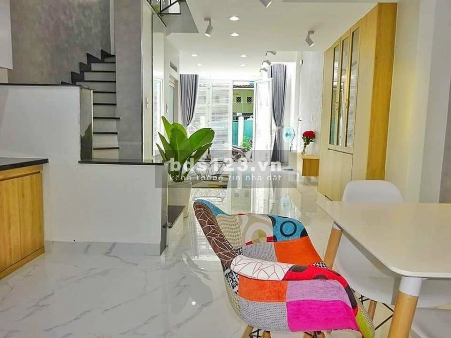Nhà bán gấp! trệt lửng 2 lầu, 5pn, 4x12m, đường 6m 2 xẹc ngắn đường Cây Trâm