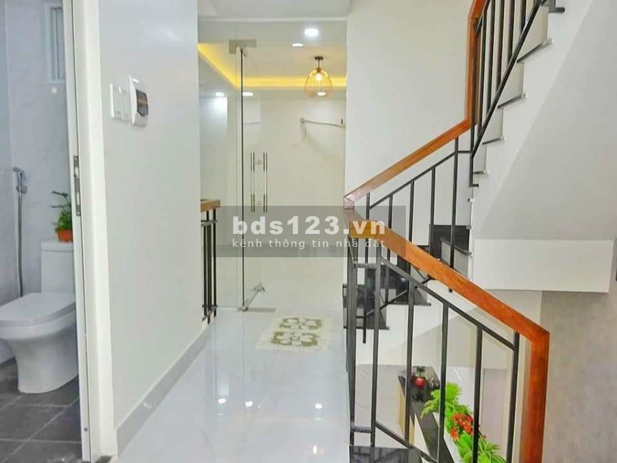 Nhà bán gấp! trệt lửng 2 lầu, 5pn, 4x12m, đường 6m 2 xẹc ngắn đường Cây Trâm