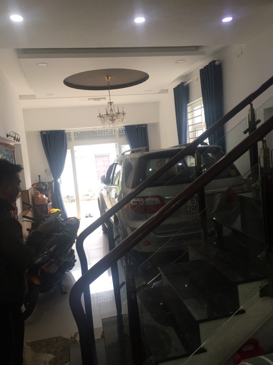 Bán nhà hẻm 12m thông. 154 Nguyễn phúc chu- P15- Tân Bình 4x15m Trệt 3 Lầu 6,8 tỷ LH; 0948944100