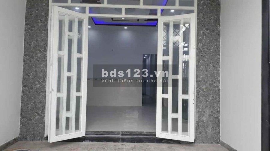 Bán nhà 4x16m, 2 PN, MT hẻm chợ Kinh doanh Buôn Bán đa ngành.
