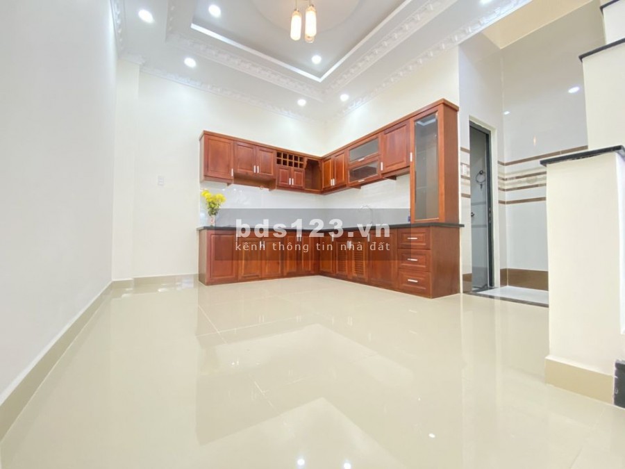 NHÀ ĐẸP BÌNH TRIỆU GIÁ TỐT DIỆN TÍCH RỘNG MẶT TIỀN TO ÔTÔ ĐỖ CỬA GIÁ 6,5 TỶ