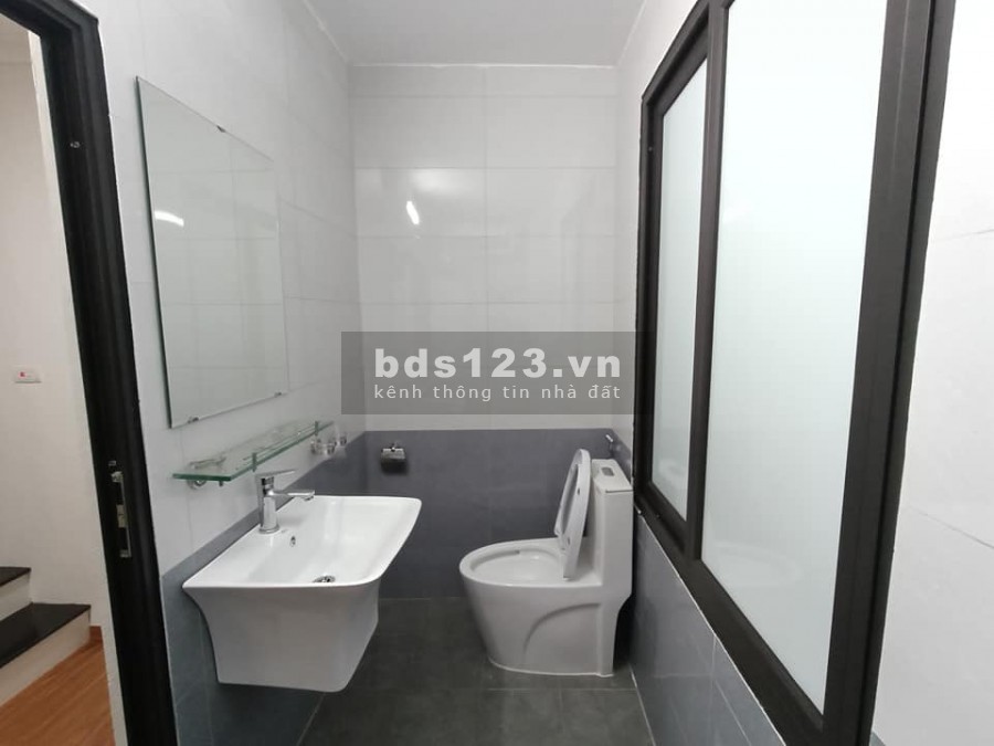 Sát sườn Lạc Trung 50m2*3T oto đỗ cửa nhỉnh 3 tỷ