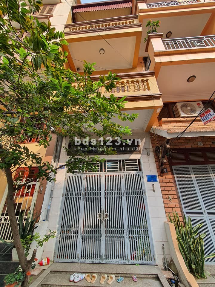 Vị trí vàng phân lô , Kinh Doanh cực đỉnh DT35m*4T. giá 4.2 tỷ
