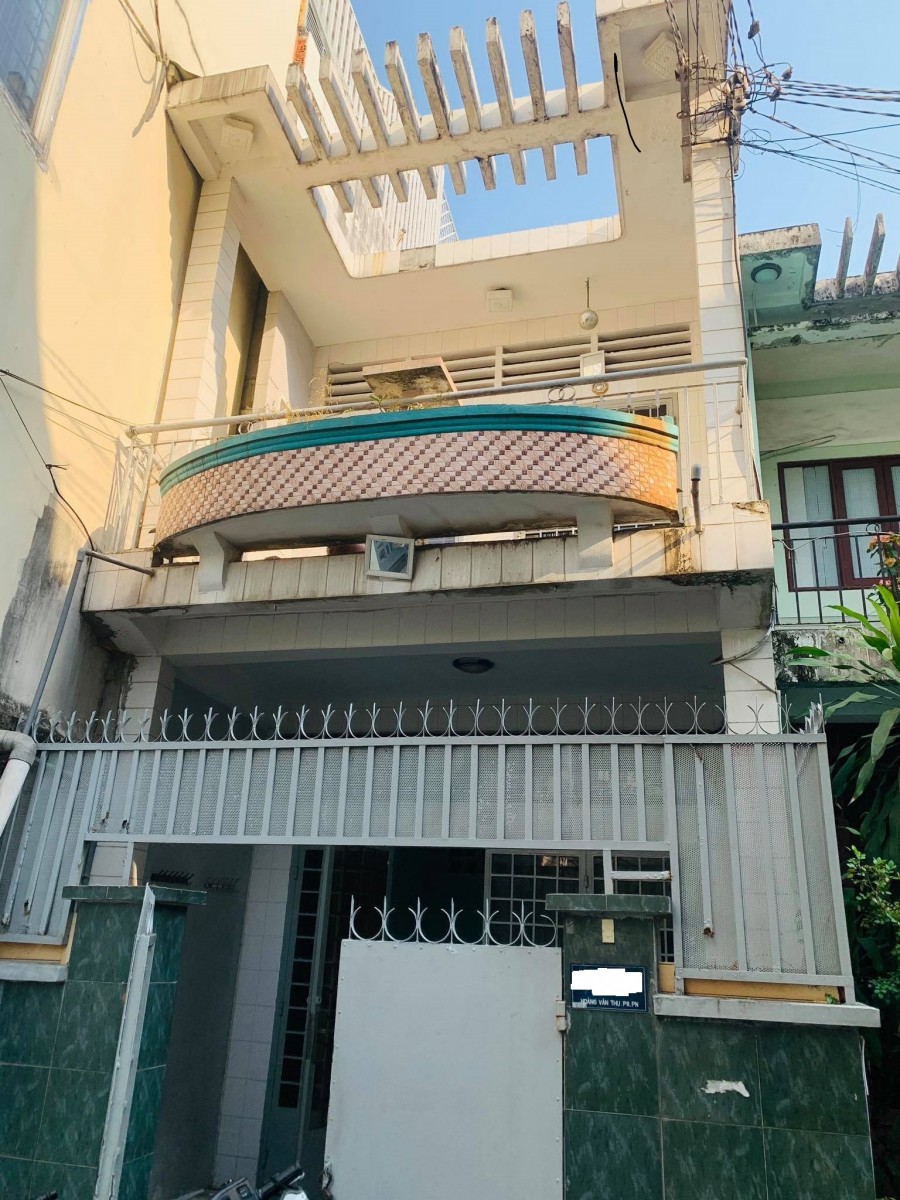 Bán gấp nhà hẻm xe hơi Hoàng Văn Thụ, Phú Nhuận, nở hậu nhẹ đẹp, 80m2, 2 tầng, 4PN.