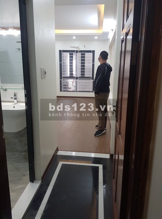 Bán nhà Lê Trọng Tấn, Thanh Xuân 34m 5T 3.15 tỷ, nhà mới đẹp