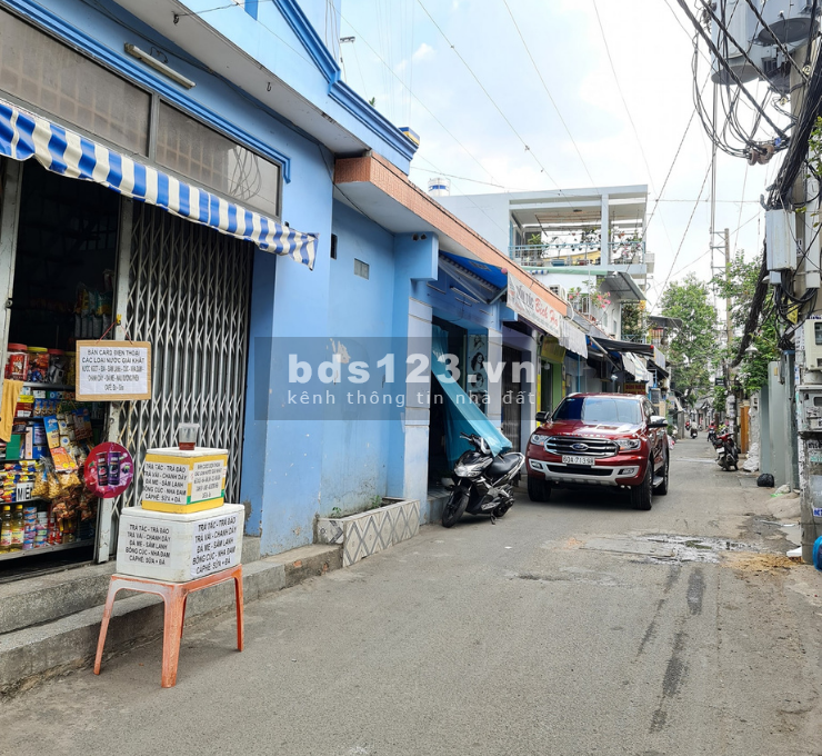 Bán nhà 3 tầng 4PN HXH Lê Đức Thọ, P.16, GV 39m2 ở ngay 4.2 tỷ TL
