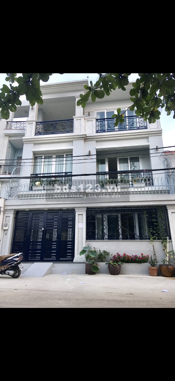 Nhà 4 tầng 8x15 khu Bên Sông, HBChánh, đường nội bộ 12m