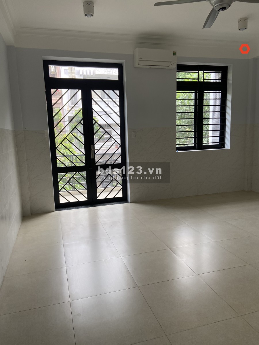 Nhà Đẹp HXH Bình Lợi 5x20m trệt, 3lầu, 5pn, 4wc.
