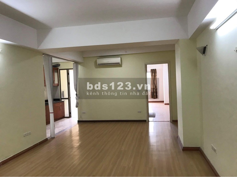 Cần bán gấp căn 94m 2pn cc toà nhà sông đà ( đối diện hv bưu chính) có đồ , giá 1ty85.lh:0962027838