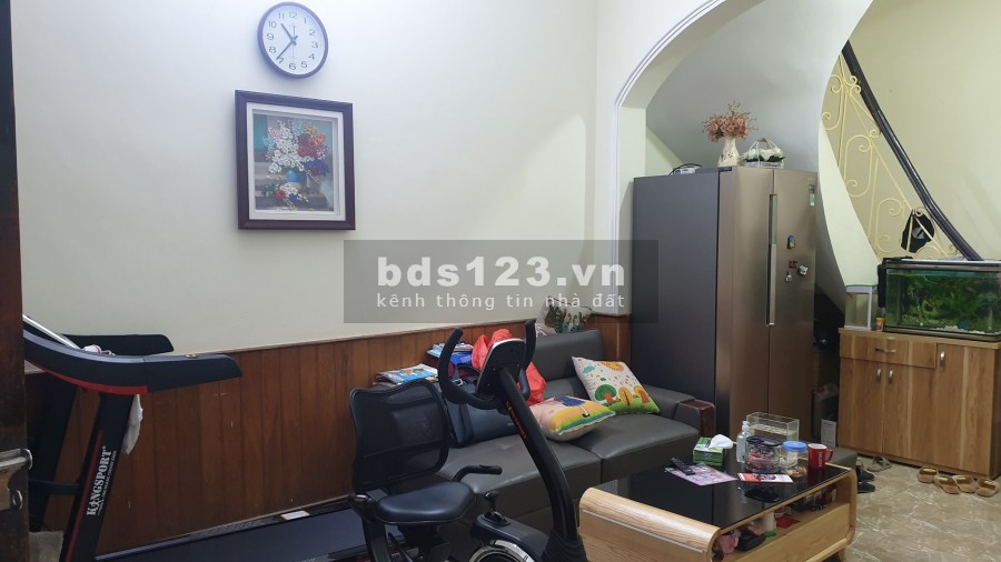 Bán nhà Hoàng Quốc Việt, phân lô, ô tô, 57m2, MT 4.5m, 7 tỷ.