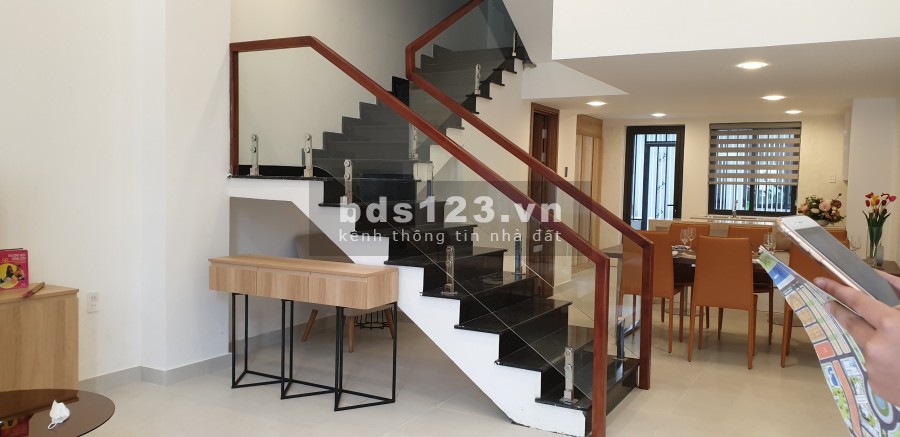 Hiếm. Căn góc 2 mặt tiền khu đô thị An Cựu City. Gần công viên. Giá sốc