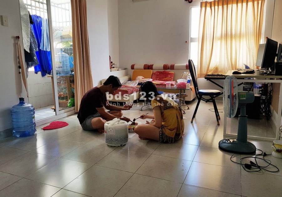 Bán chung cư mini Nguyễn Văn Cừ 330m2, 26p, thu gần 1 tỷ/ năm.