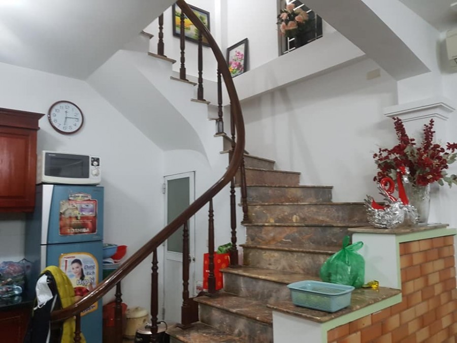 Lõi Đống Đa, Nhà đẹp giá rẻ phố Kim Hoa, dt 44m, mt 4.5m nhỉnh 3 tỷ
