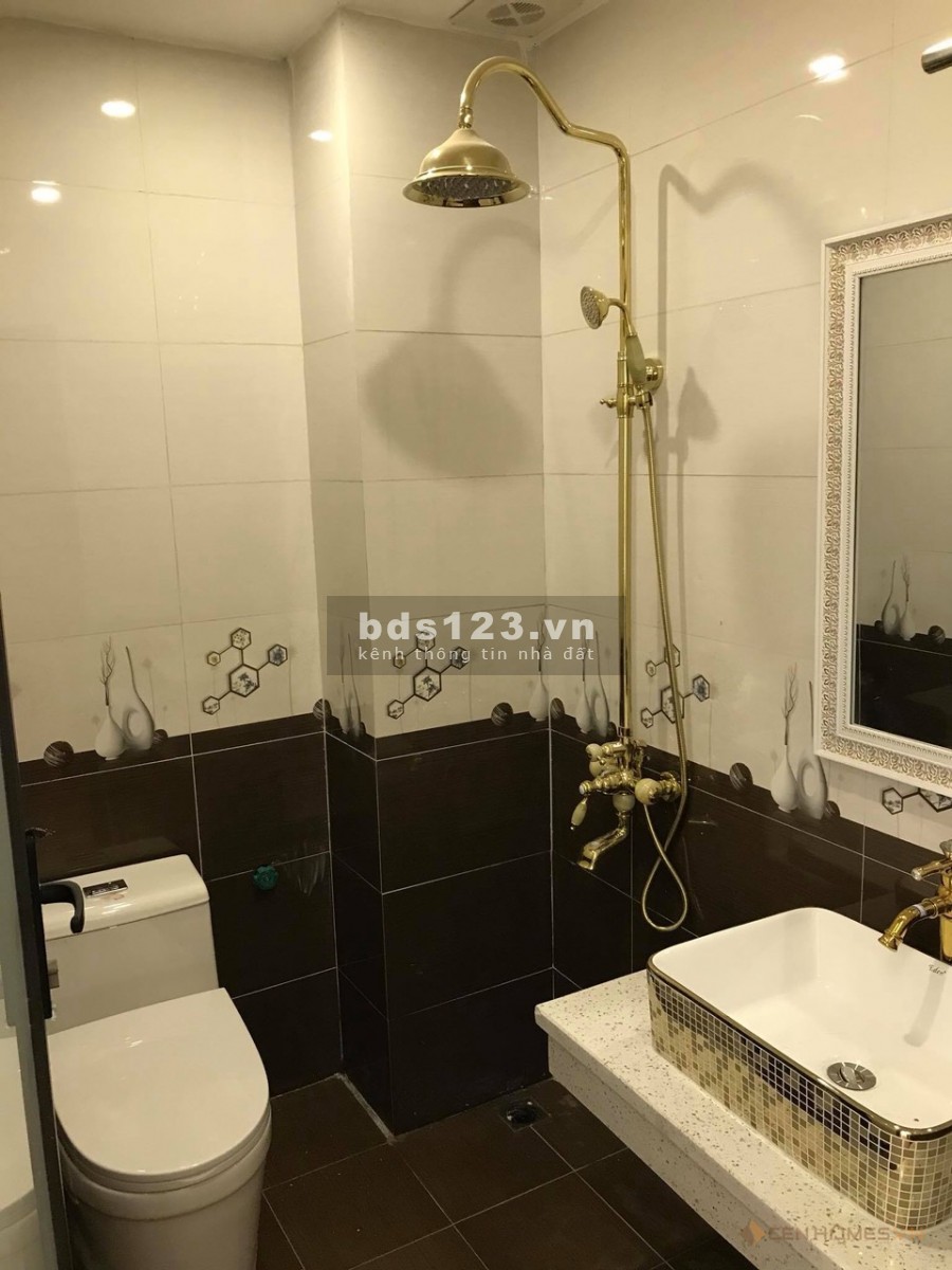 52M2, 1 trục thẳng, Nguyễn Trọng Tuyển, P.1 -Tân Bình, 3T, 5Tỷ5 TL