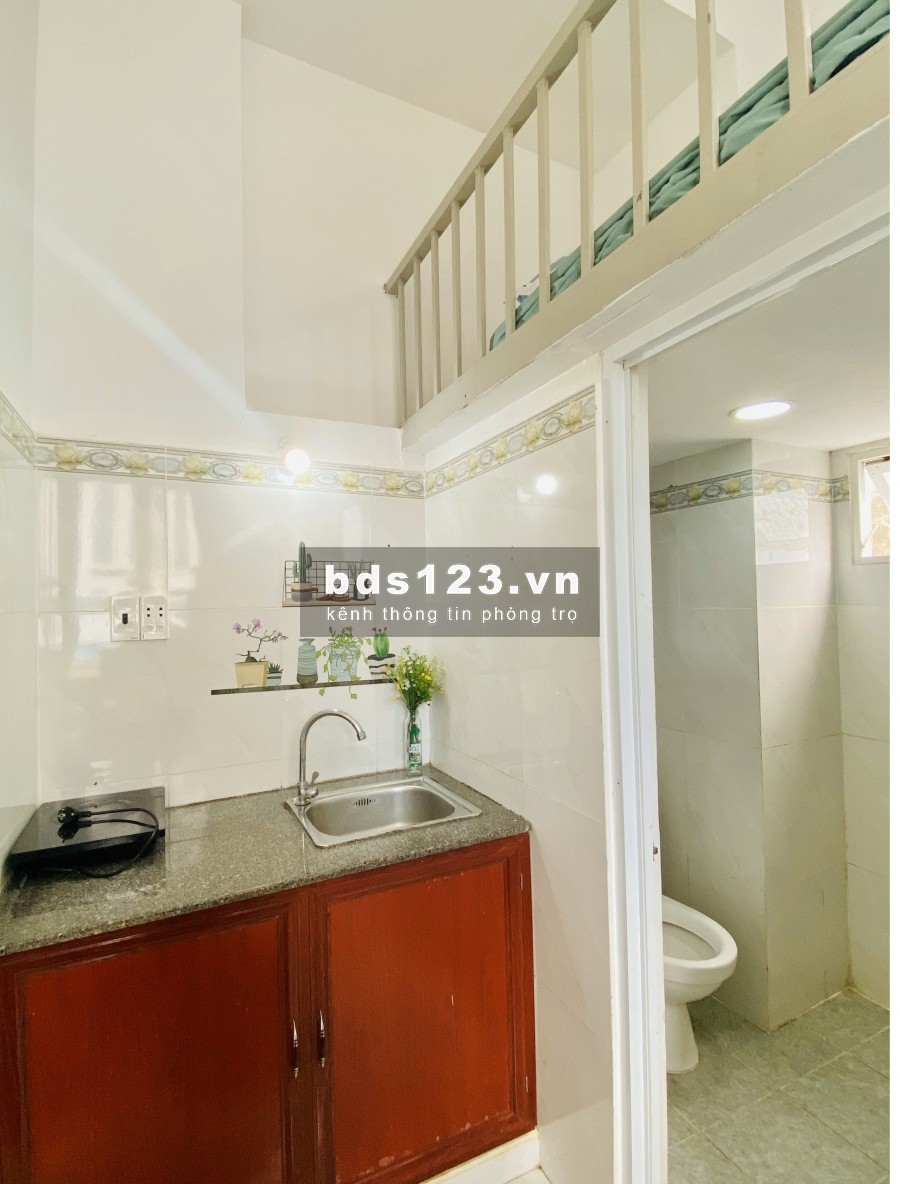 Phòng TÂN BÌNH GIÁ CỰC RẺ dt 30M2, GẦN ĐH VĂN HIẾN