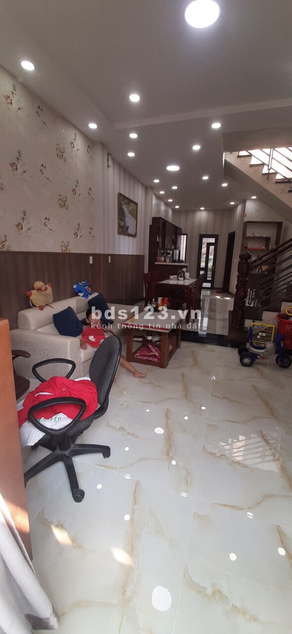 Nhà đường Bình Chiểu, Thủ Đức, 88m2, giá chỉ 5.9 tỷ , tặng full nội thất cao cấp