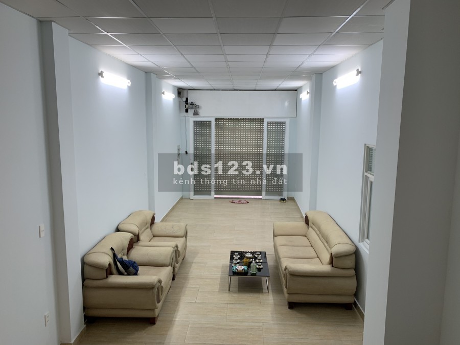 [Q9] Cho thuê nhà NC 6 pn,7 toilet, có thang máy gần vincom, co.op Ngã tư Thủ Đức