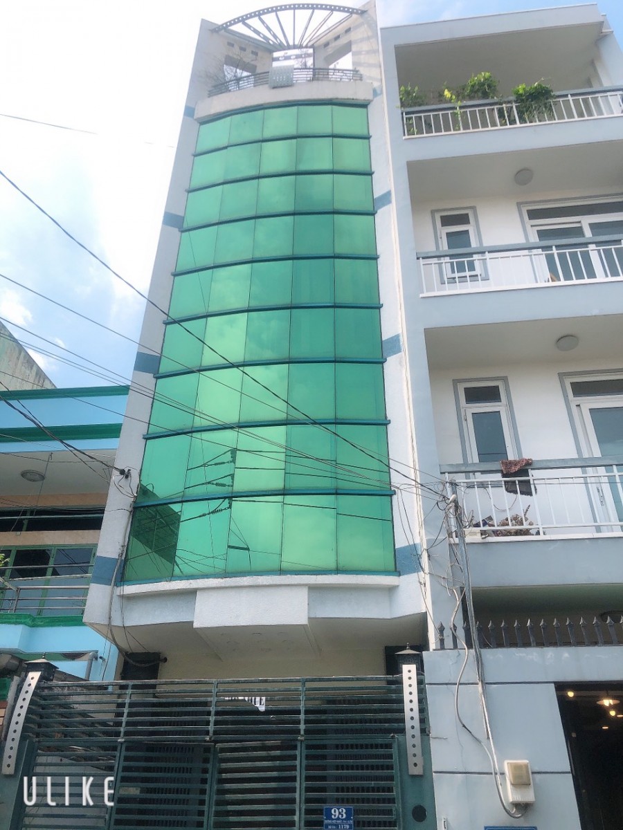 Bán nhà dt 82m2. Mặt tiền đường Hiệp Nhất, CMT8, thông qua Hoàng Văn Thụ, P4 Q Tân Bình. Giá 13 tỷ 800 triệu