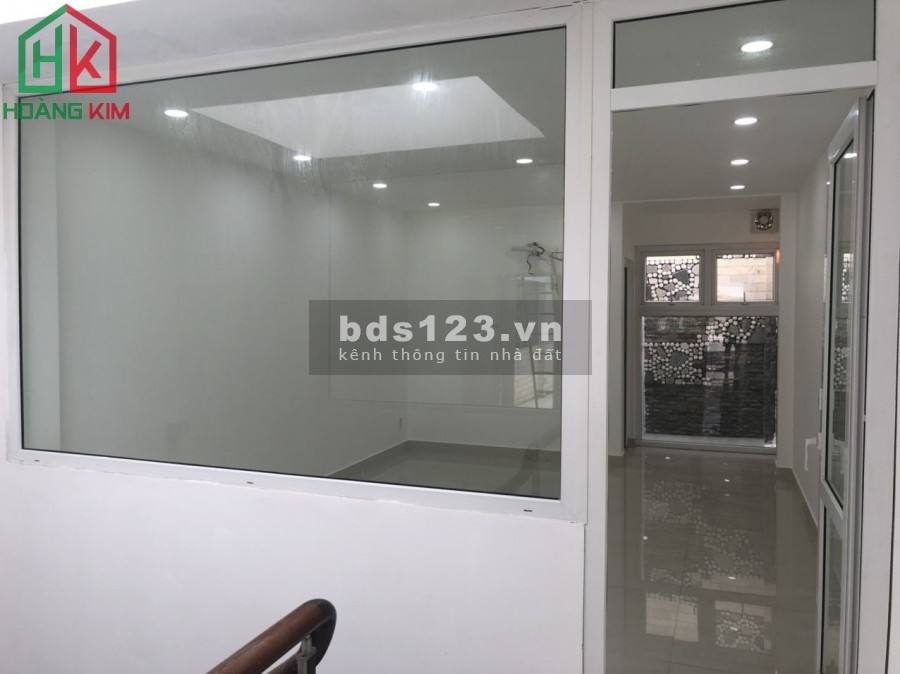 Chính chủ cho thuê nhà có hầm duy nhất trên mặt tiền đường Hoa Lan Phường 2, Phú Nhuận, Hồ Chí Minh