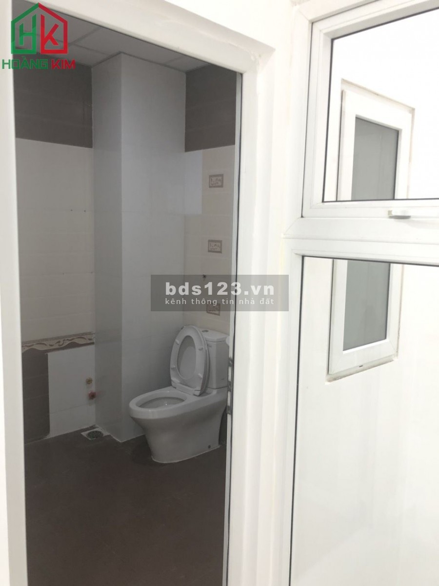 Chính chủ cho thuê nhà có hầm duy nhất trên mặt tiền đường Hoa Lan Phường 2, Phú Nhuận, Hồ Chí Minh