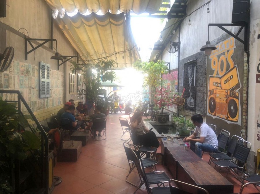 Sang quán ca phê mặt tiền Hồng Lạc, Tân Bình