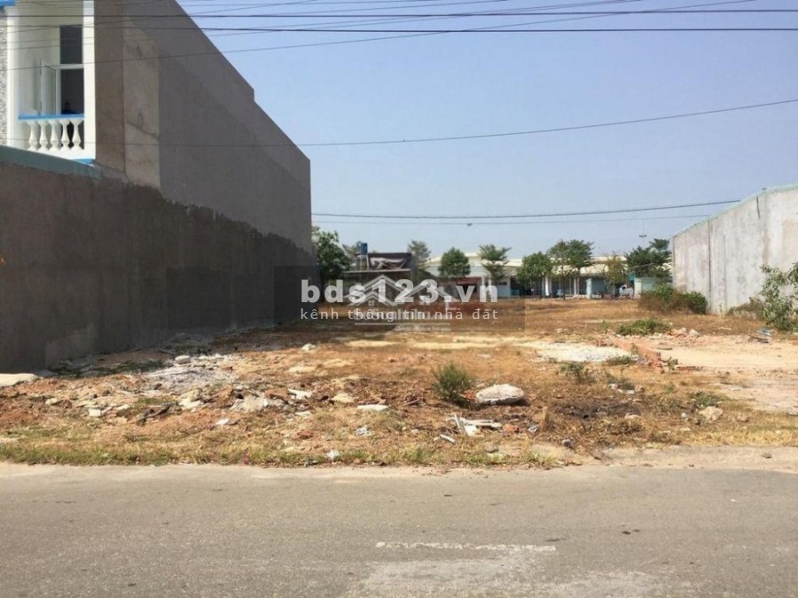 ĐẤT Chính Chủ cần Bán Gấp 300m2 ,KĐT Mỹ Phước 3