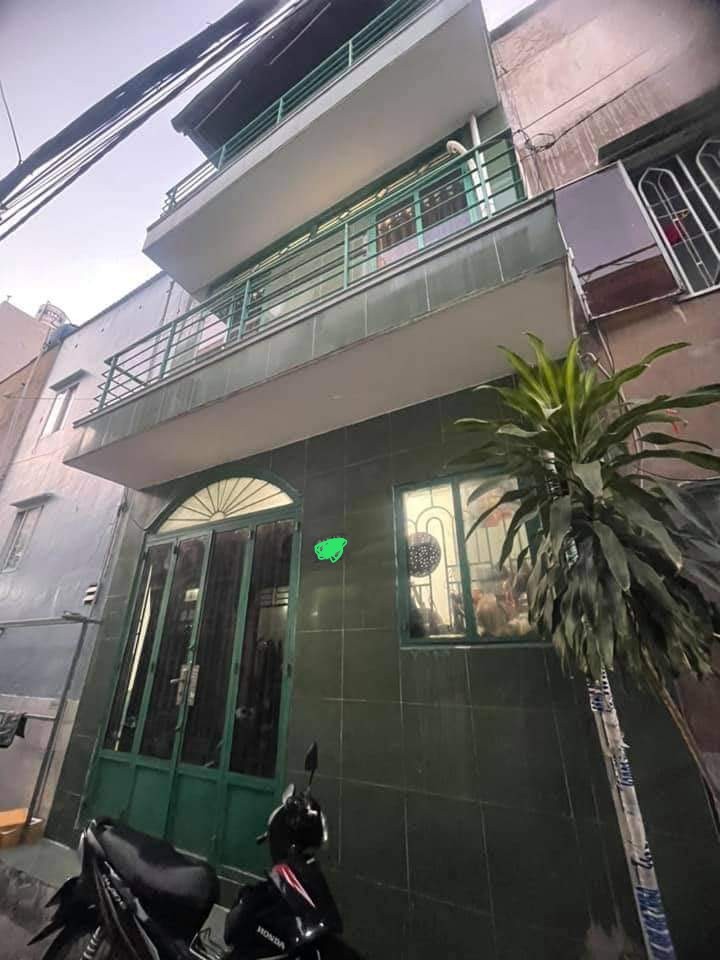 Nhà mới đẹp giá hạt dẻ hẻm xe hơi