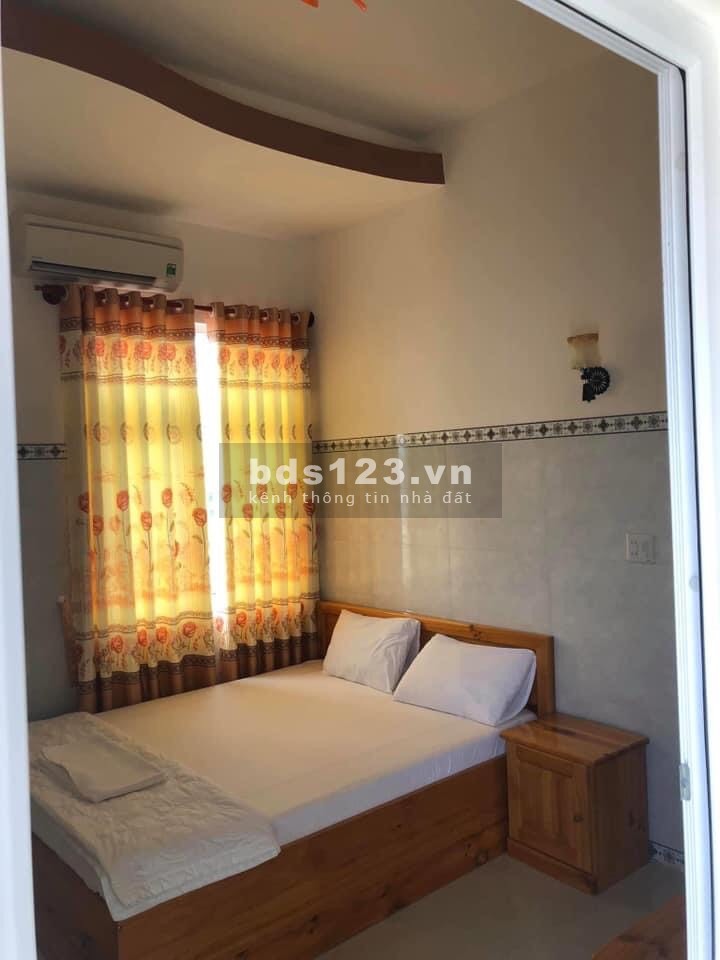 Đầu tư sinh lời ngay nhà MT Nguyễn Văn Đậu 1 trệt 4 lầu, chính chủ chưa qua đầu tư, lh 0909484131