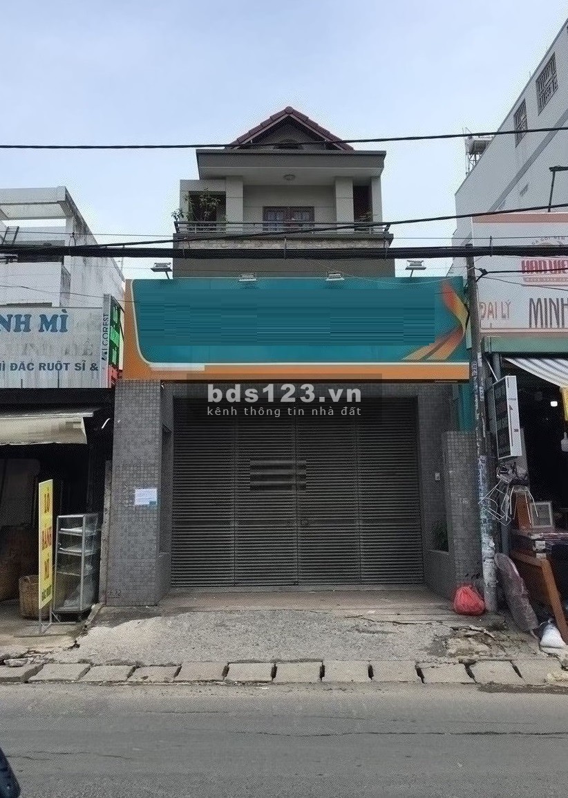 MT Đường Phan Đăng Lưu Nhà rộng thoáng