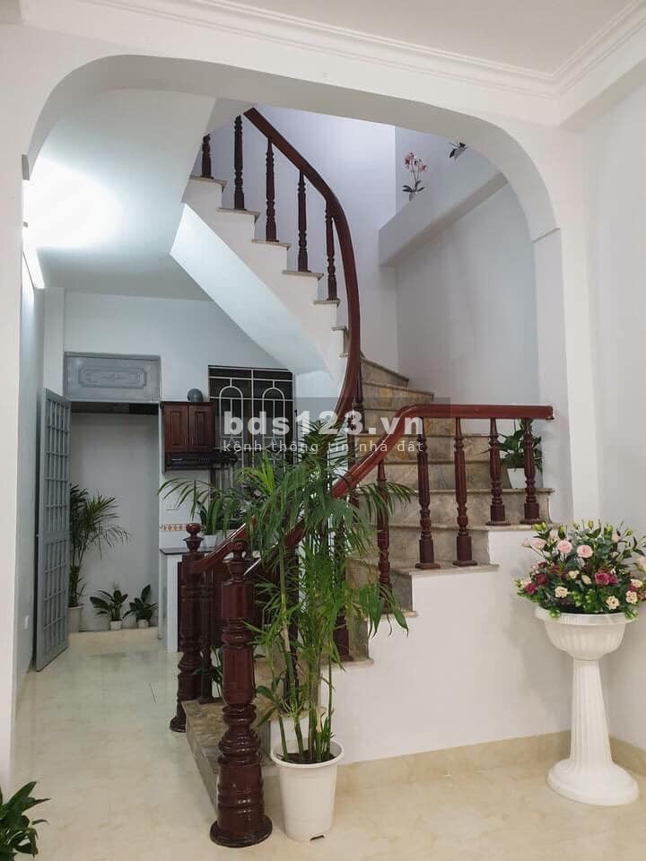 BÁN NHÀ VT ĐẸP HIẾM HỒ TÂY THOÁNG 2 MẶT NGÕ THÔNG 30M 5T NHỈNH 3 TỶ