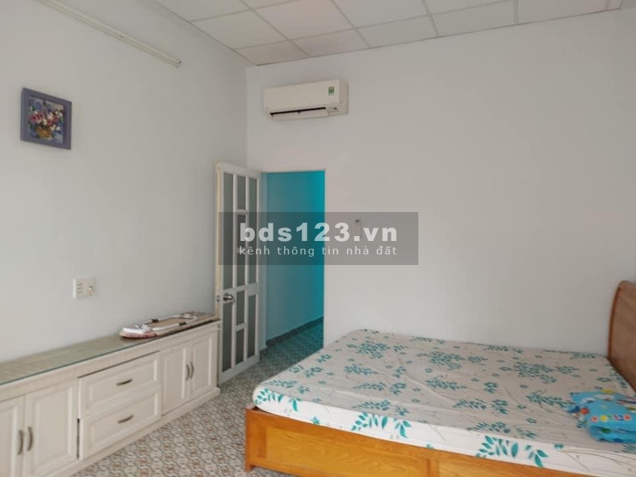 Nhà hẻm xe hơi Ngay góc Phổ Quang - Thích Minh Nguyệt