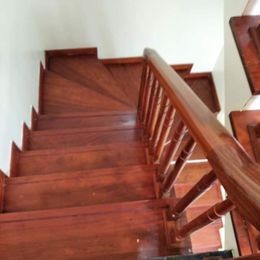 NHÀ ĐẸP CẦU GIẤY, BÃI ĐỖ Ô TÔ, 40m2x5T, MT4m GIÁ 3.95 TỶ.