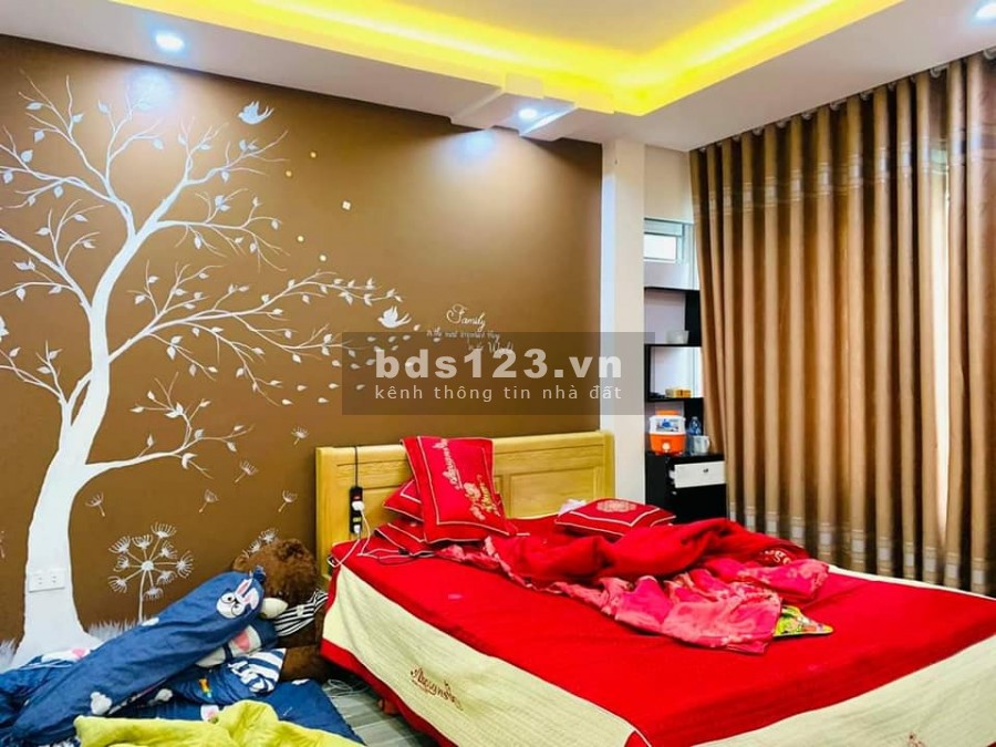 Sống Vip, Ngọc Lâm Long Biên 35m2 MTx4.5m ngõ ô tô