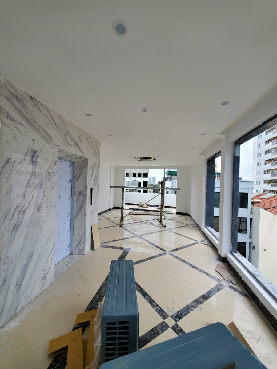 Lạc Long Quân Tòa Nhà Ánh Trăng, Lô Góc Kinh Doanh, ô tô tránh, giá 22,9 Tỷ