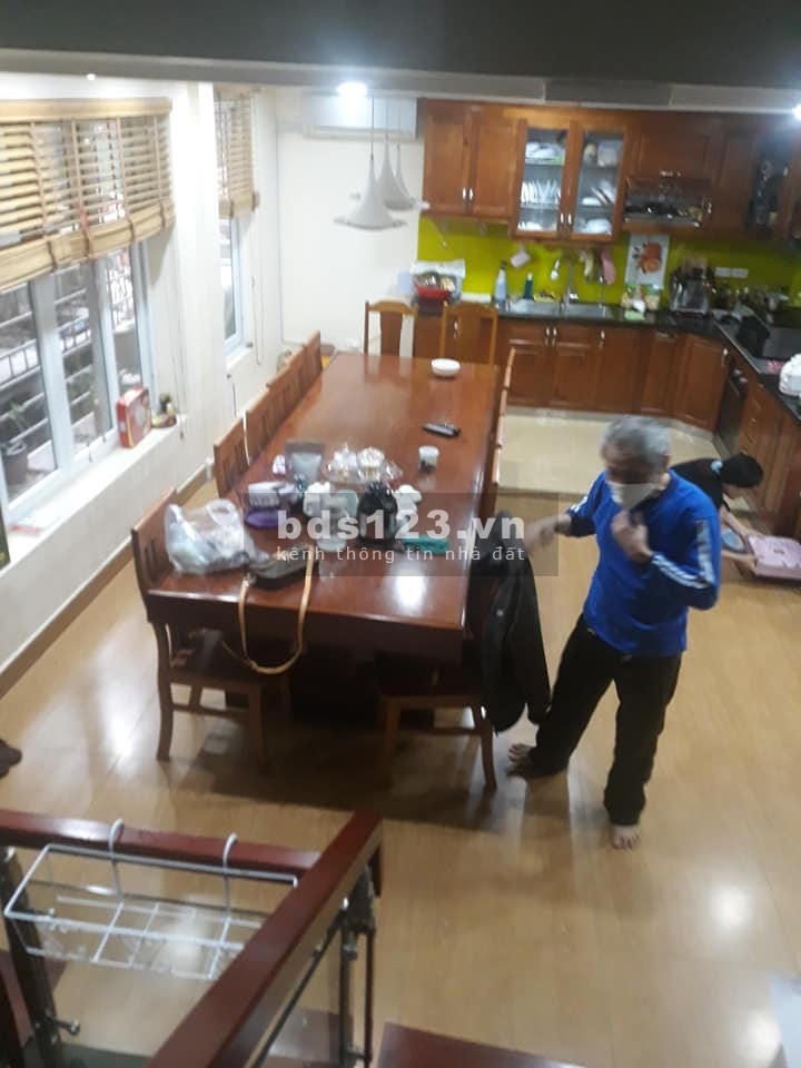 Nhà ngõ Tô Hoàng 2 mặt đường đi, 6 tầng ,6 phòng ngủ, giá 4.75 tỷ. 0903218848