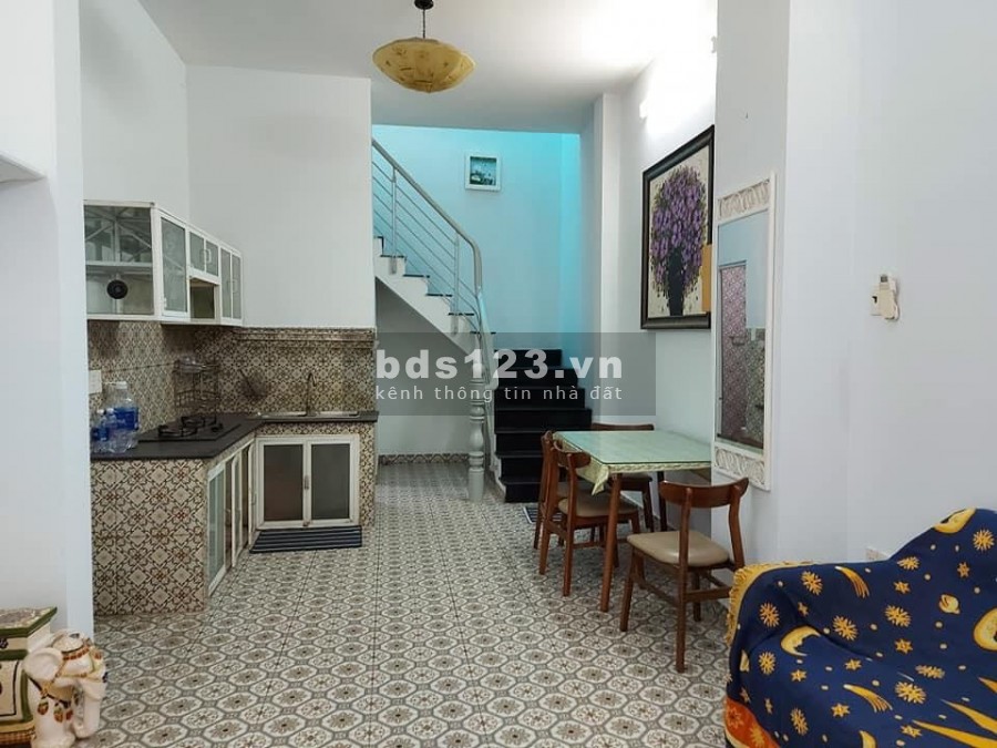 Nhà hẻm xe hơi Ngay góc Phổ Quang - Thích Minh Nguyệt