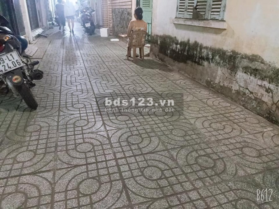 SIÊU HIẾM SIÊU RẺ SIÊU ĐẸP HXH QUẬN 10 KHÁCH XEM LÀ CHỐT